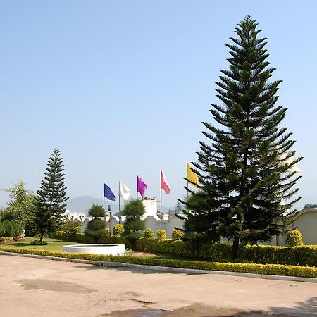 Hotel Sai International Rayagada Kültér fotó