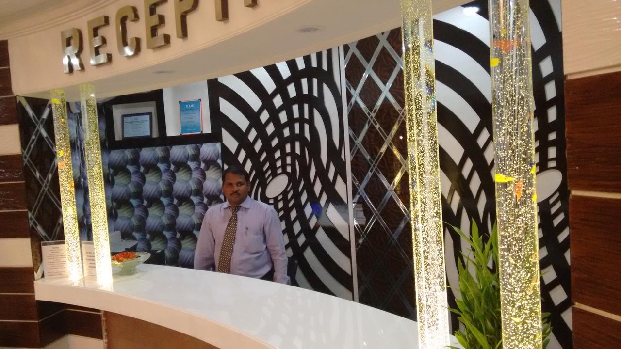 Hotel Sai International Rayagada Kültér fotó