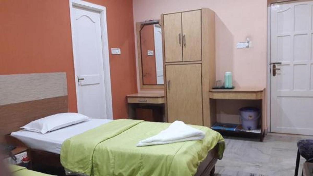 Hotel Sai International Rayagada Kültér fotó