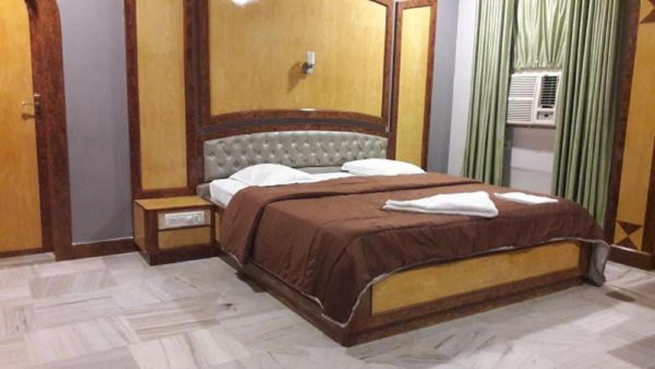 Hotel Sai International Rayagada Kültér fotó